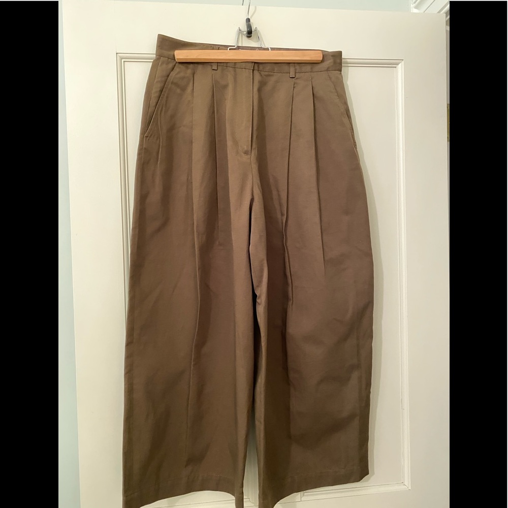 Toast Dark Khaki Cropped Pants